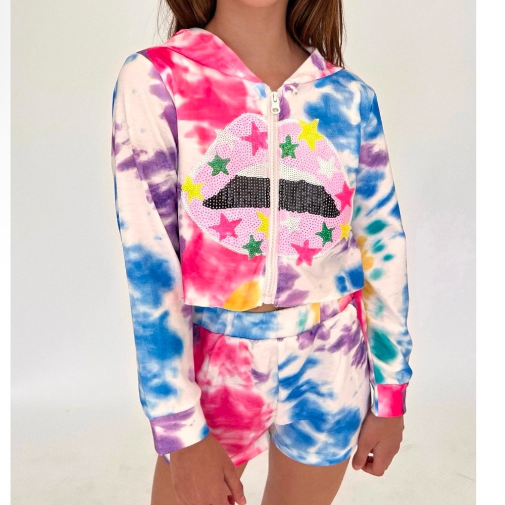 ￼ Lola plus the boys short set size 6 tie-dye